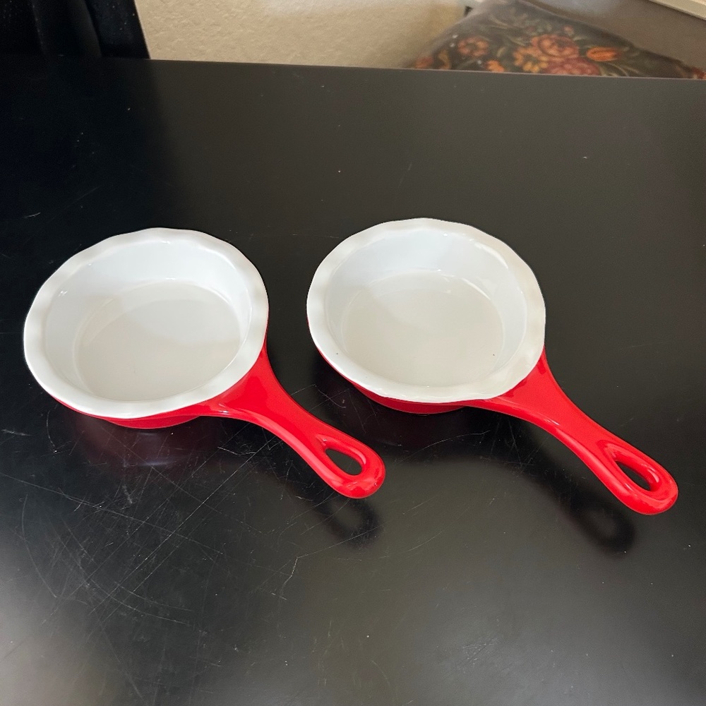 Modern  Gourmet Foods Ceramic Single Serve Casserole. NWOT